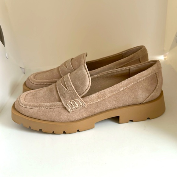 dolce vita • dune suede • Elias • lug sole loafer • size 9 - Picture 11 of 11